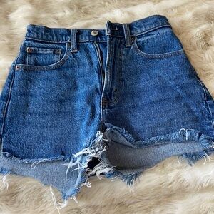 Abercrombie mom denim short